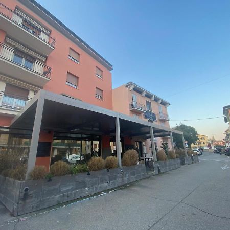 Ferienwohnung La Casa Di Marta Valeggio sul Mincio Exterior foto